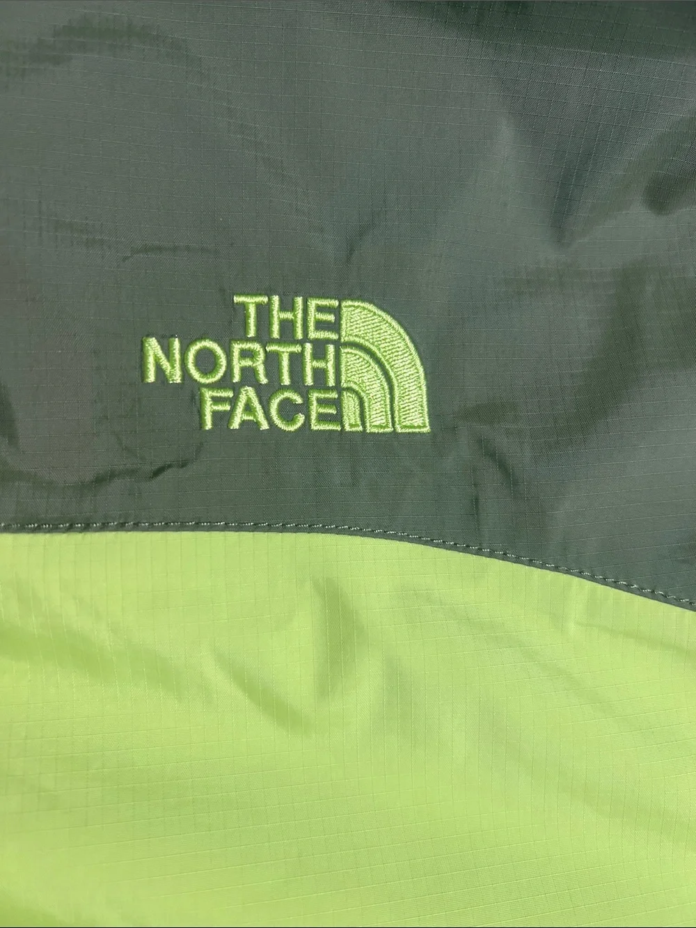 The North Face Men's DryVent Colorblock Rain Jacket Shell - Green / Lime